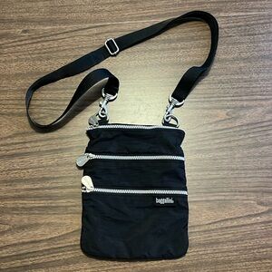 Baggallini Black Nylon Multipocket Zipper Crossbody Bag